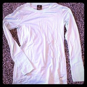 Under armor cold gear longsleeve in light blue